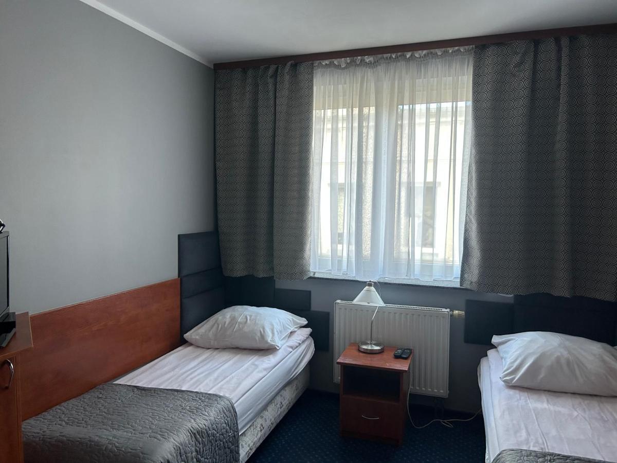Centrum Słupca エクステリア 写真
